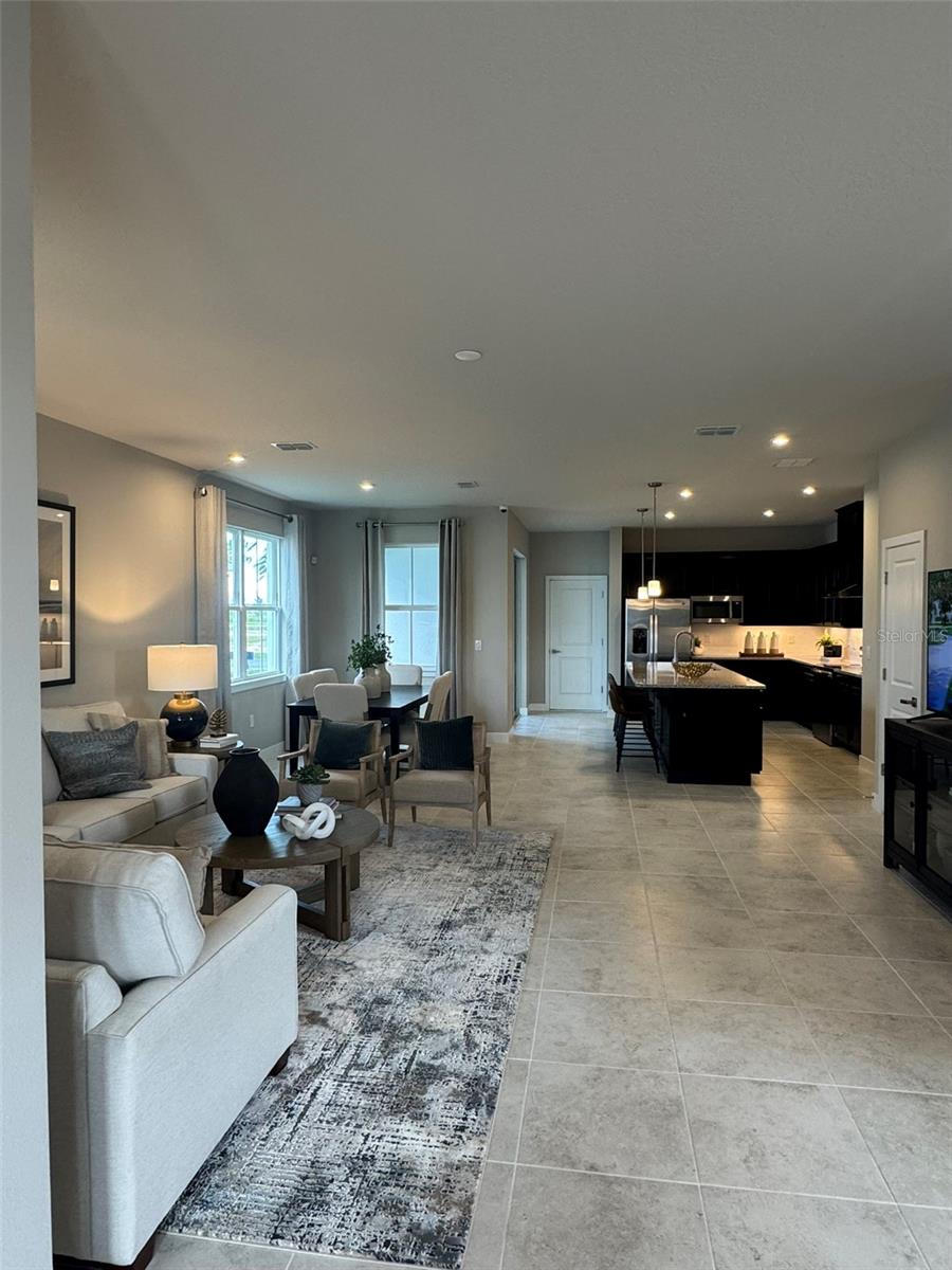 Image 3 of 17 For 2035 Mallard Boulevard