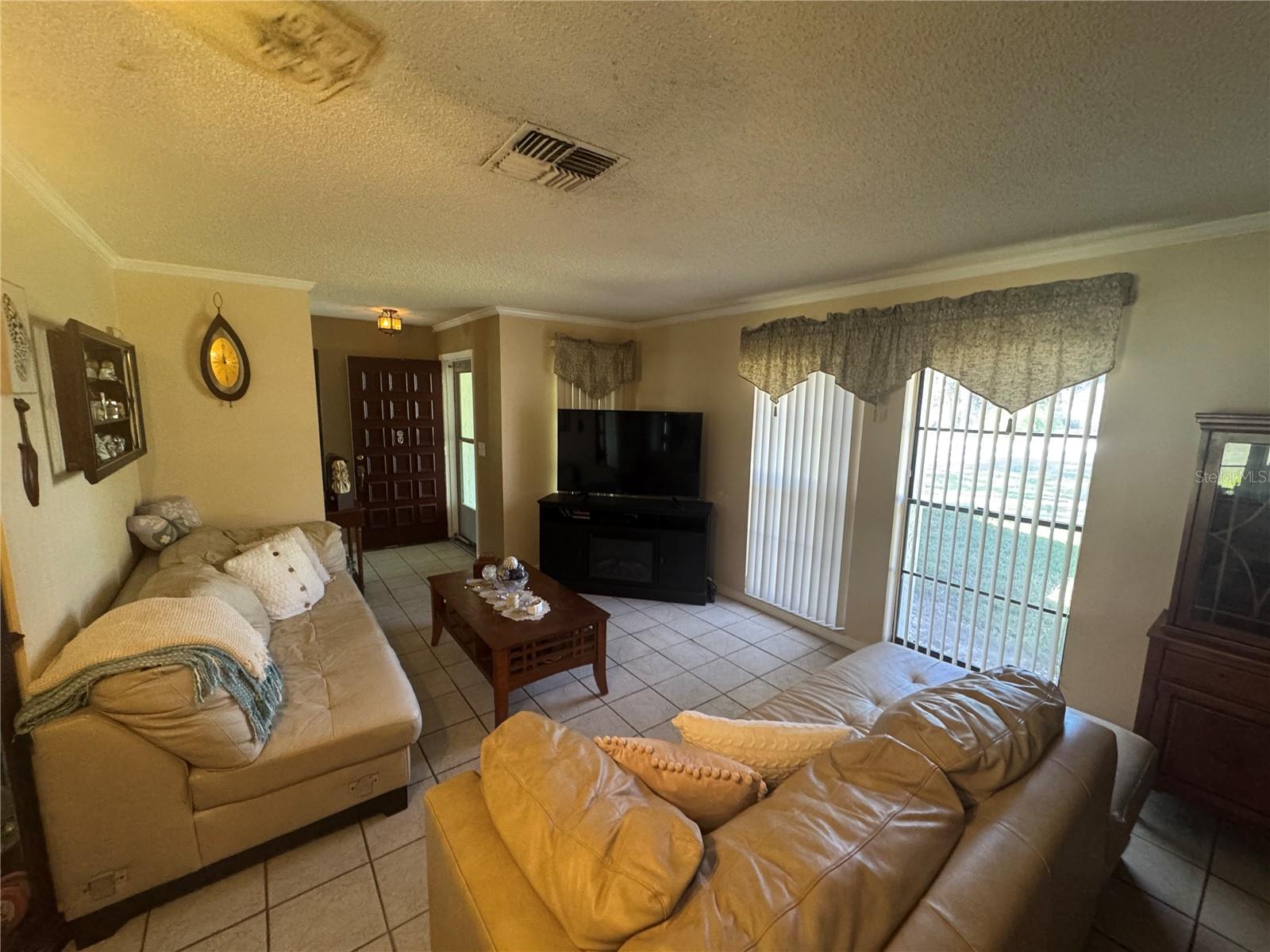 Image 14 of 36 For 2148 Waterfall Drive