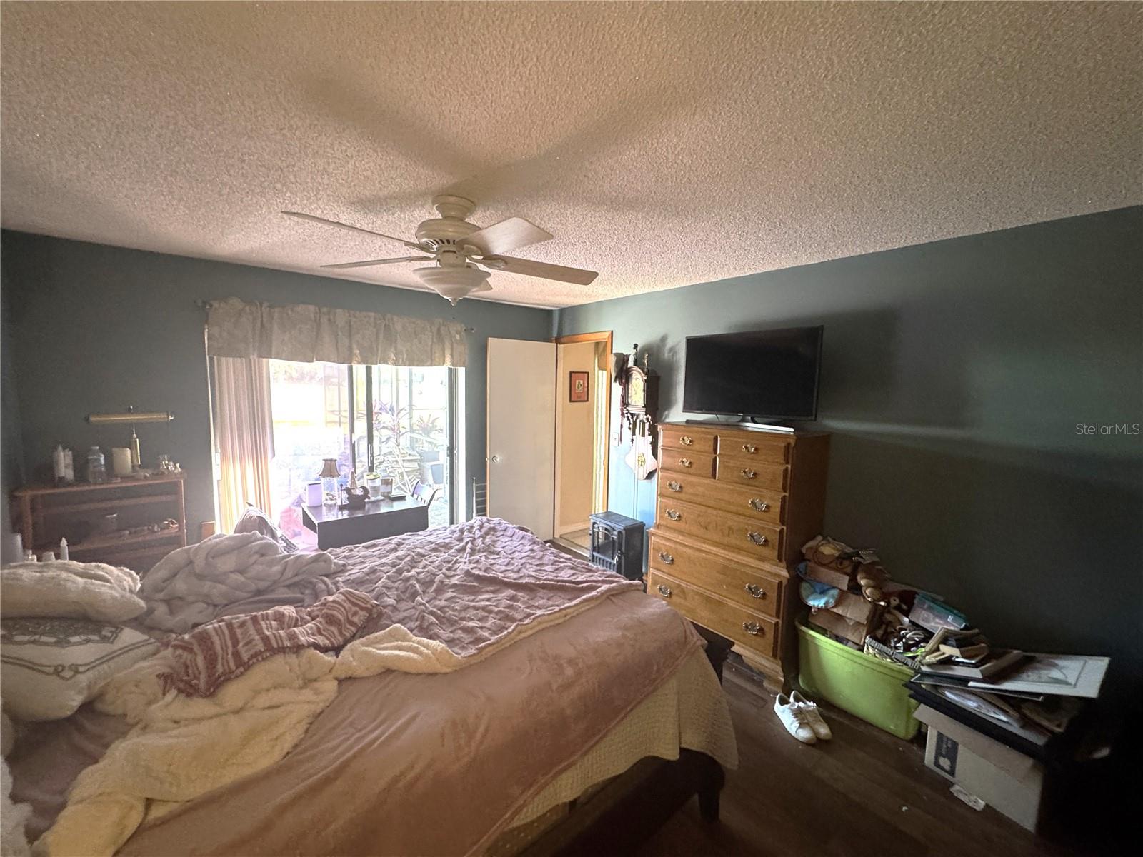 Image 32 of 36 For 2148 Waterfall Drive