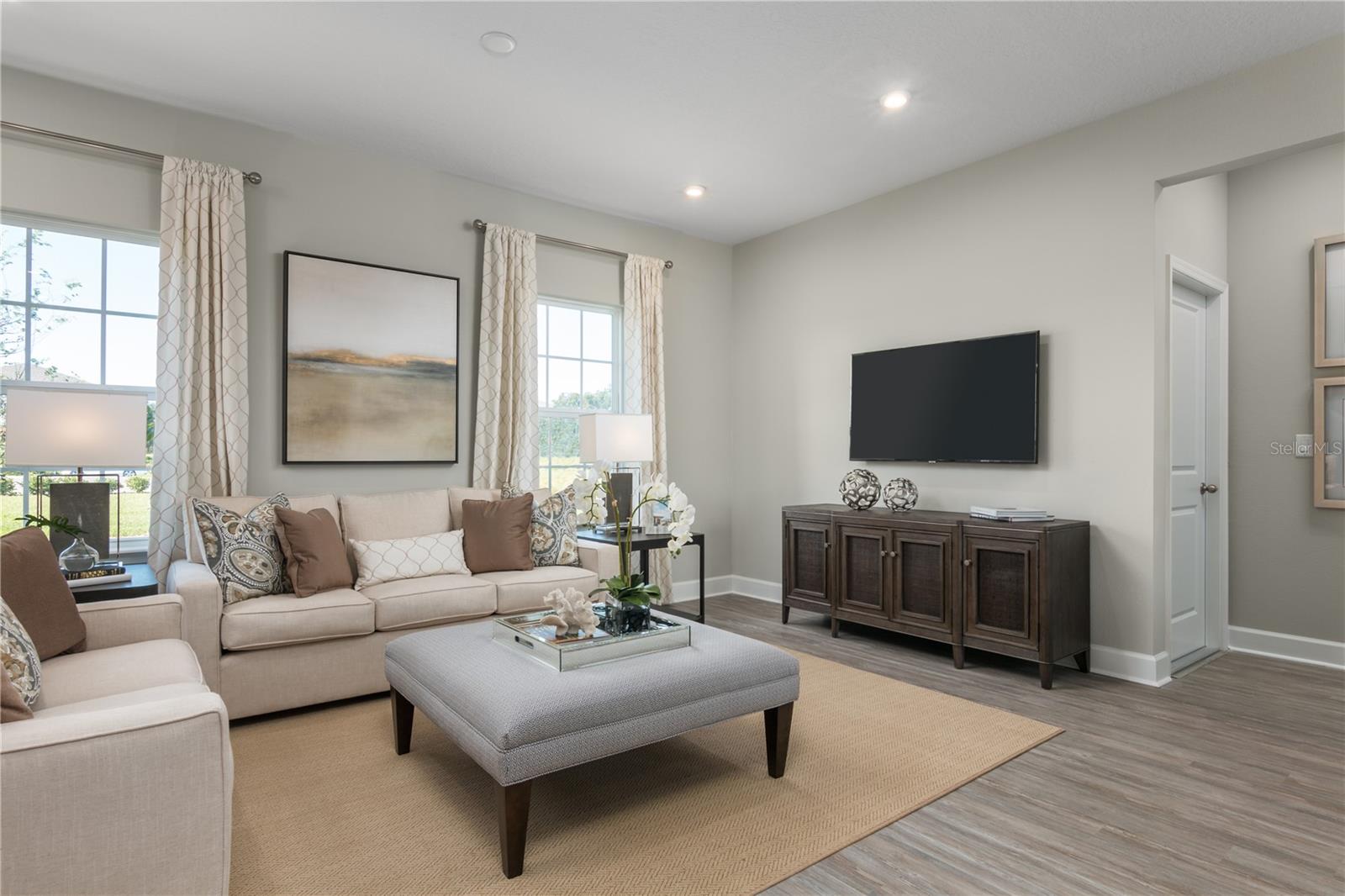 Image 3 of 19 For 2040 Mallard Boulevard