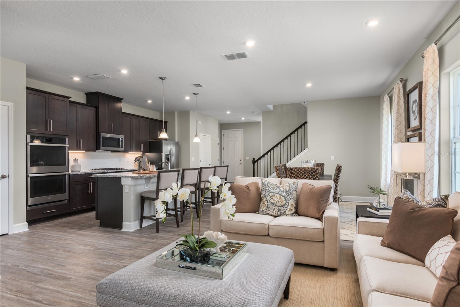 Image 5 of 19 For 2040 Mallard Boulevard