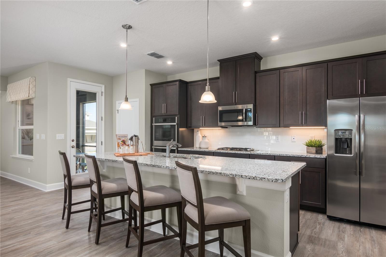 Image 6 of 19 For 2040 Mallard Boulevard