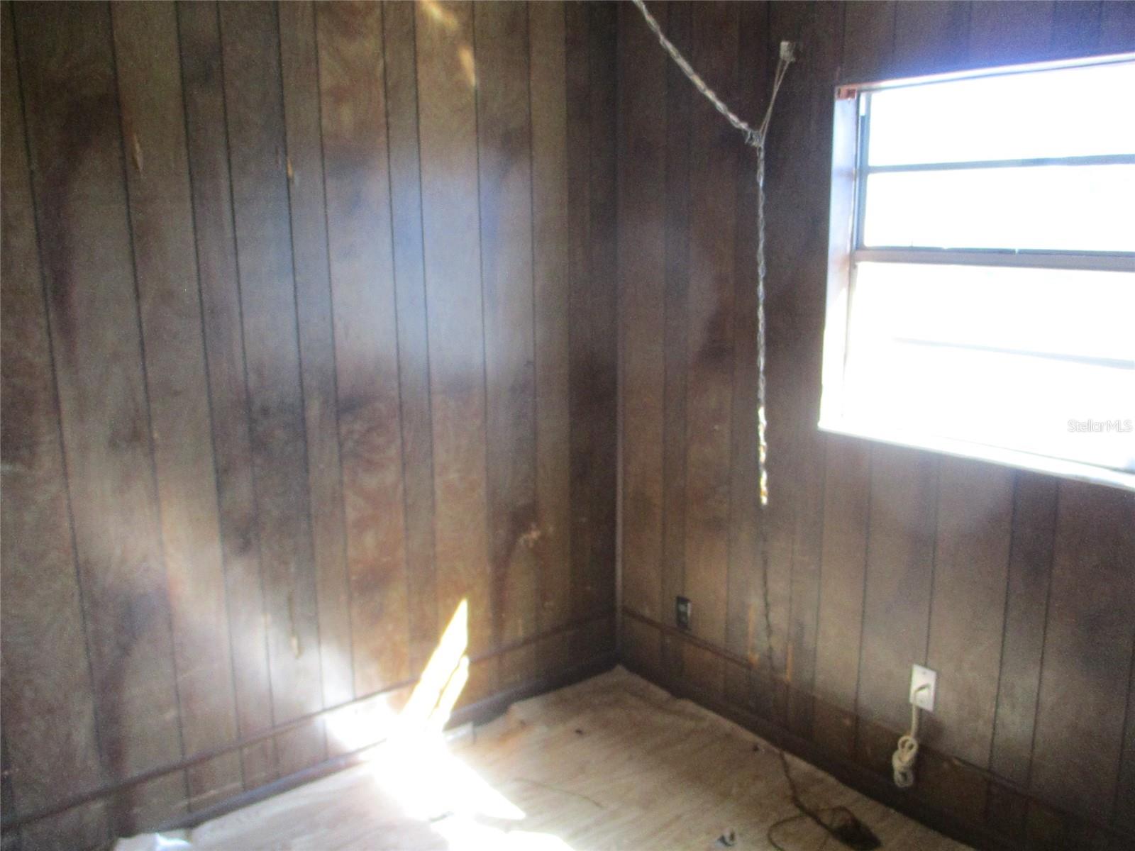 Image 11 of 12 For 5911 Coolidge Avenue