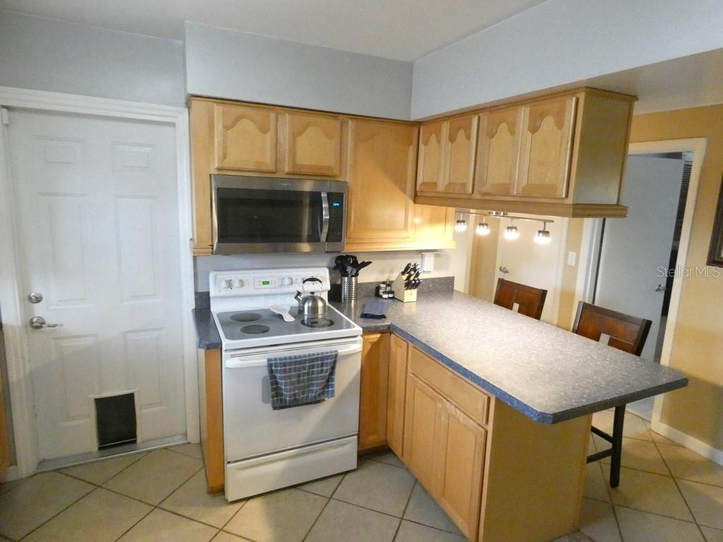 Image 6 of 32 For 7211 Tarrytown Drive