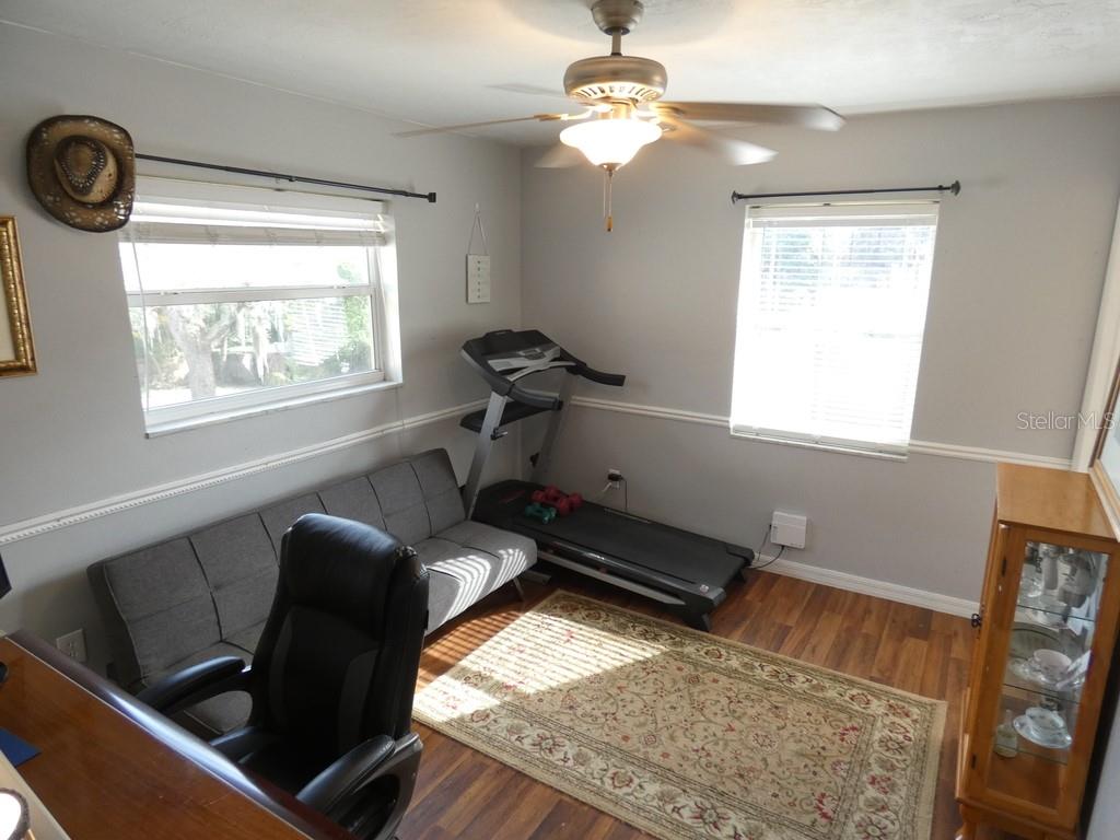 Image 9 of 32 For 7211 Tarrytown Drive