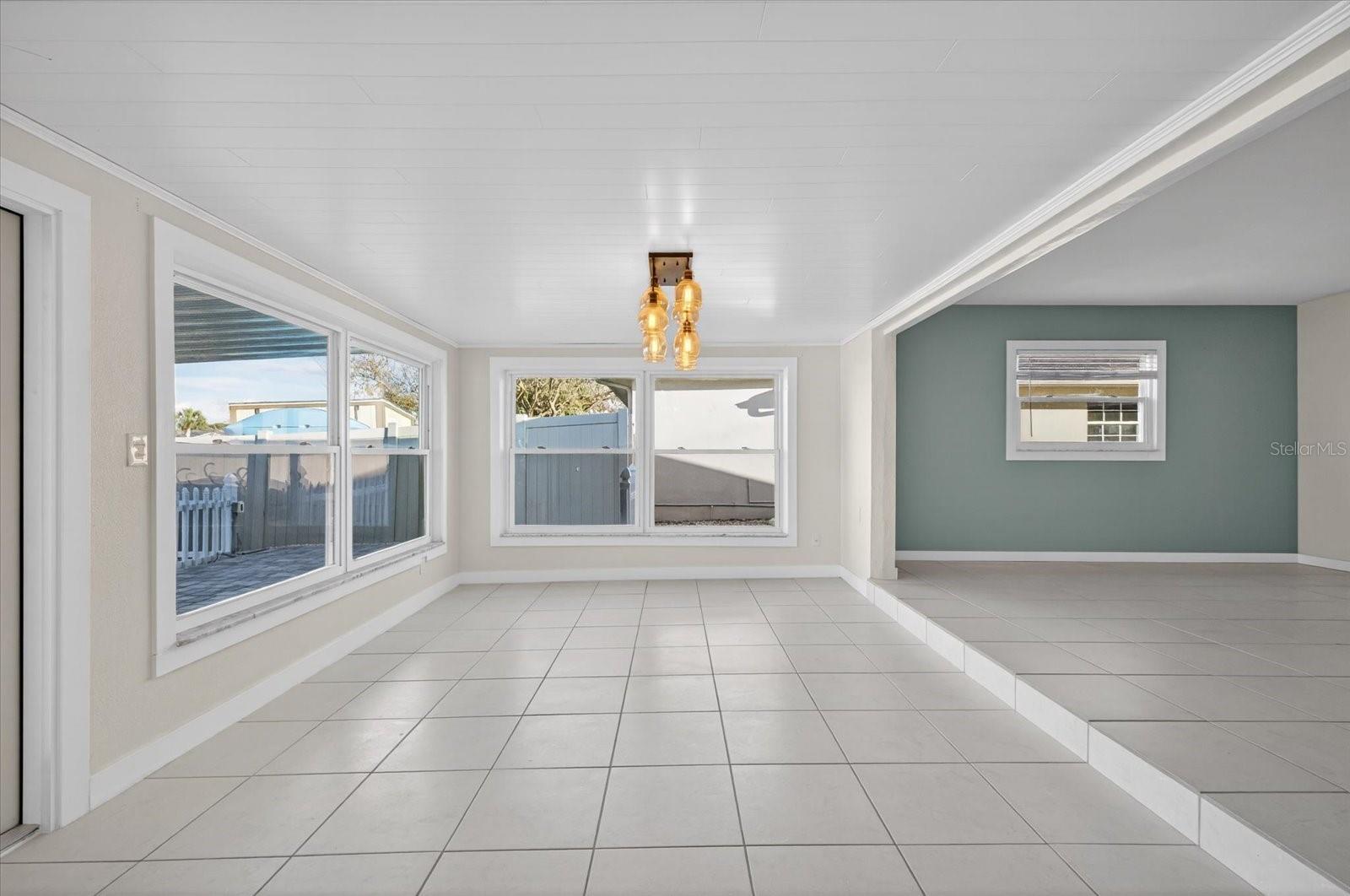 Image 18 of 68 For 4113 Floramar Terrace