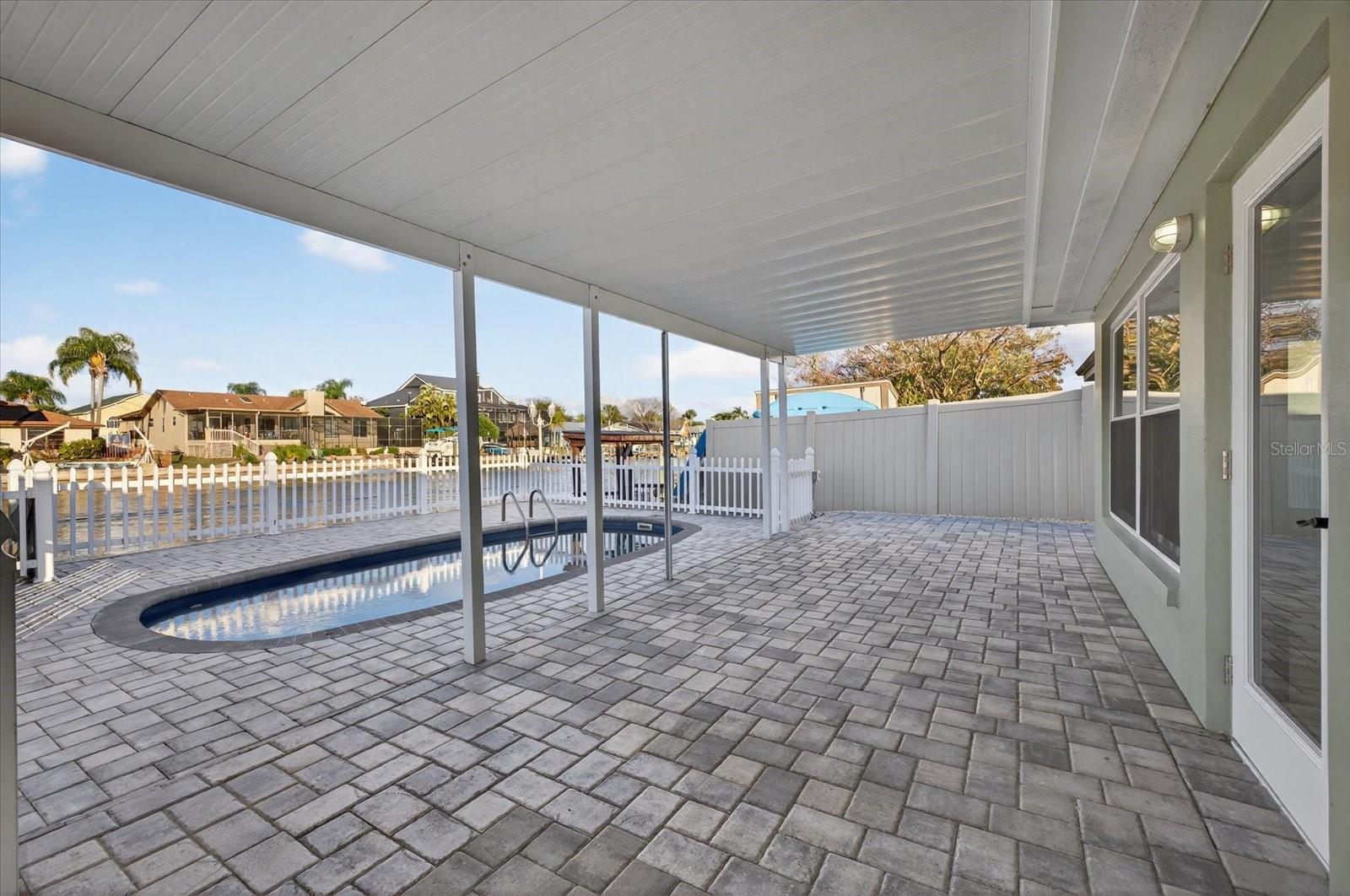 Image 31 of 68 For 4113 Floramar Terrace