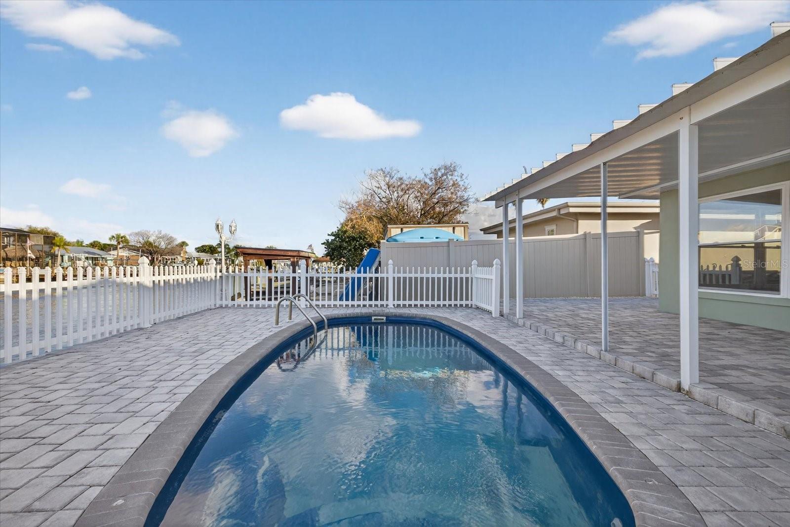 Image 33 of 68 For 4113 Floramar Terrace