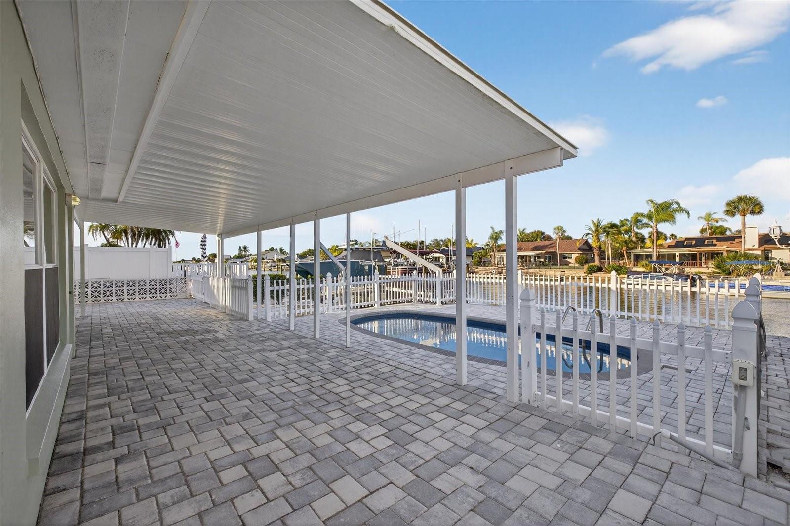 Image 34 of 68 For 4113 Floramar Terrace