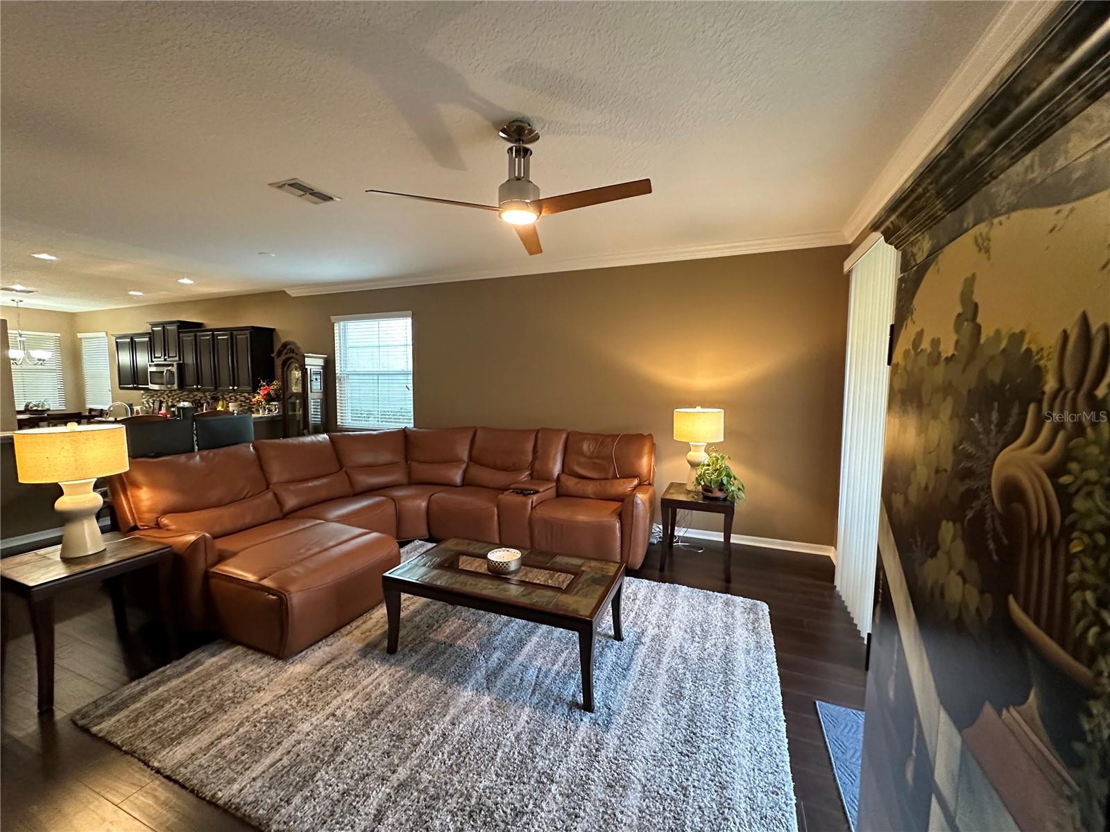 Image 4 of 19 For 9476 Trumpet Vine Loop