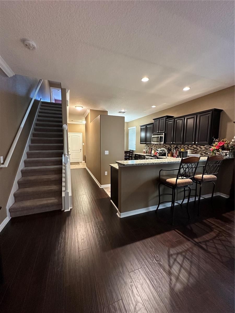 Image 5 of 19 For 9476 Trumpet Vine Loop