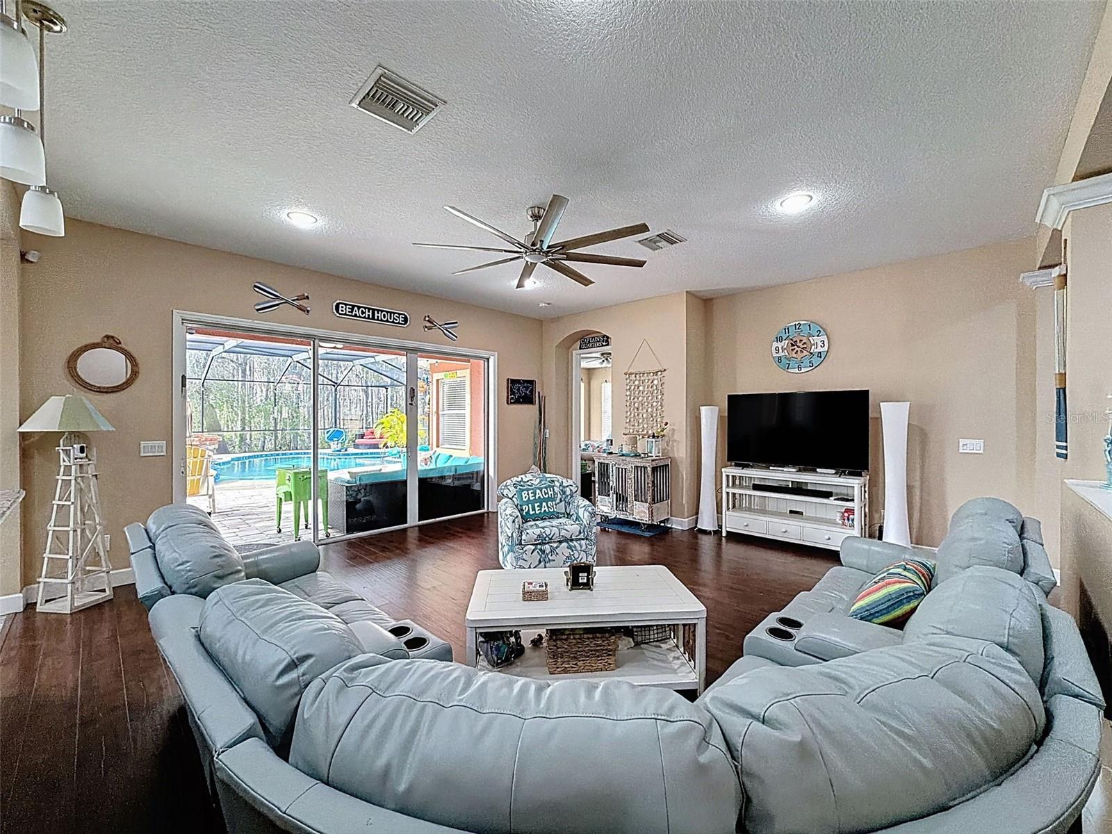 Image 19 of 82 For 9129 Creedmoor Lane