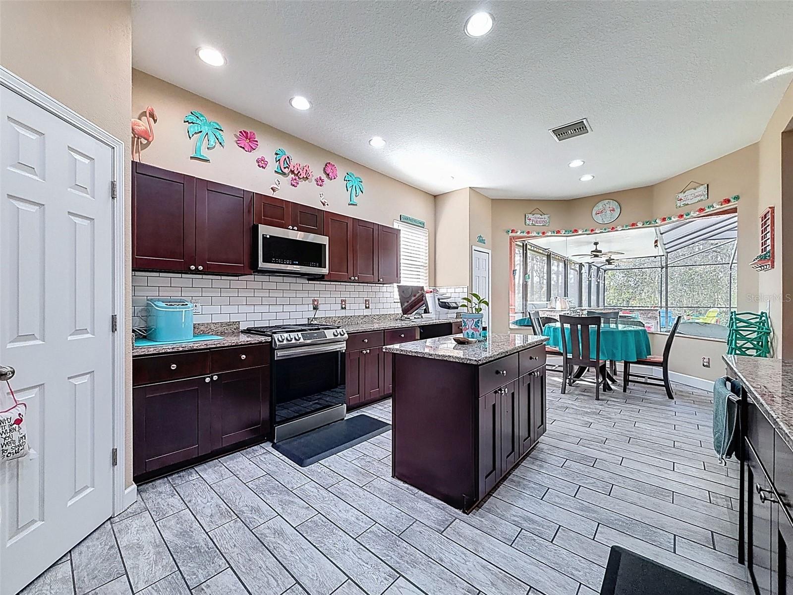 Image 20 of 82 For 9129 Creedmoor Lane