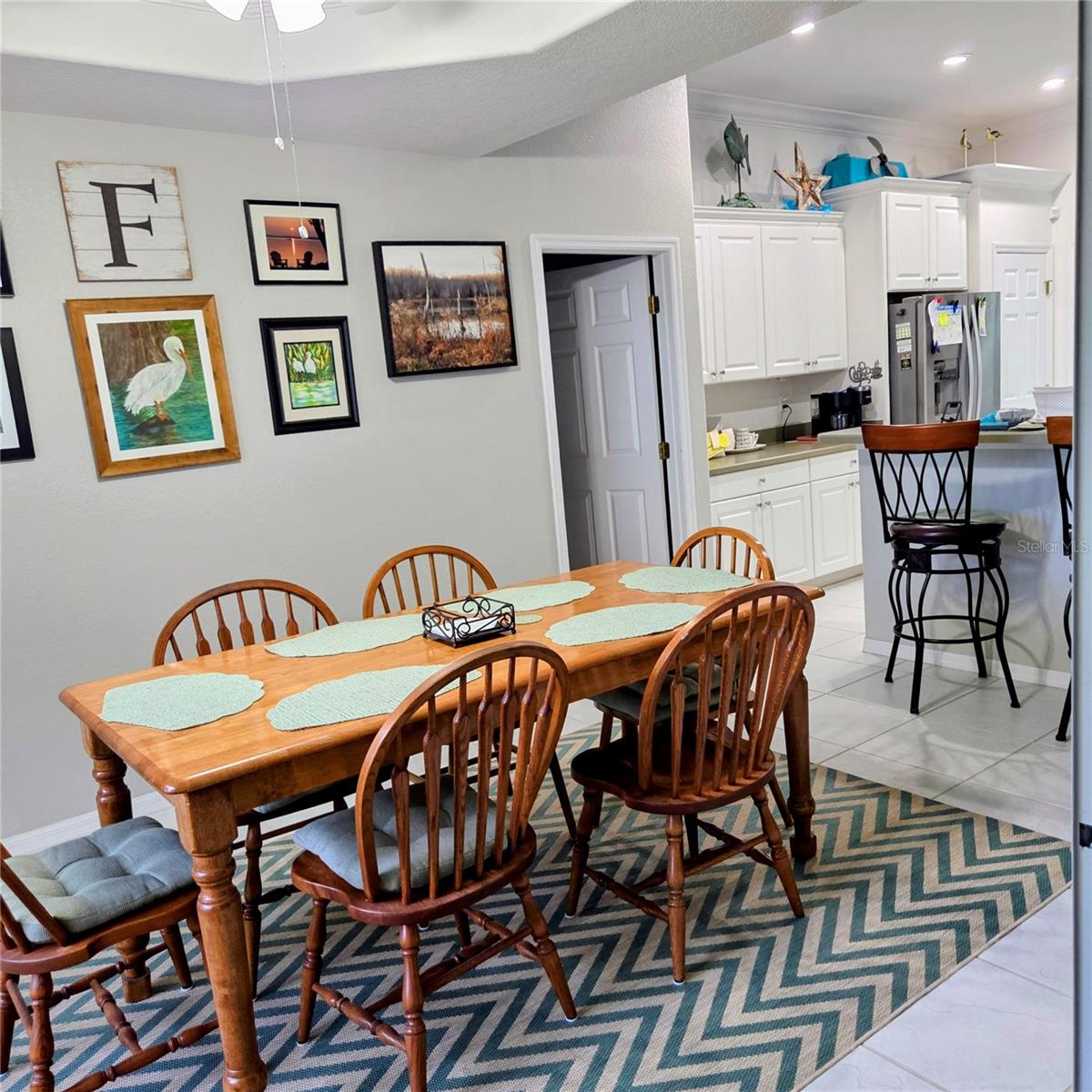 Image 11 of 40 For 16 Meadowlake Circle S