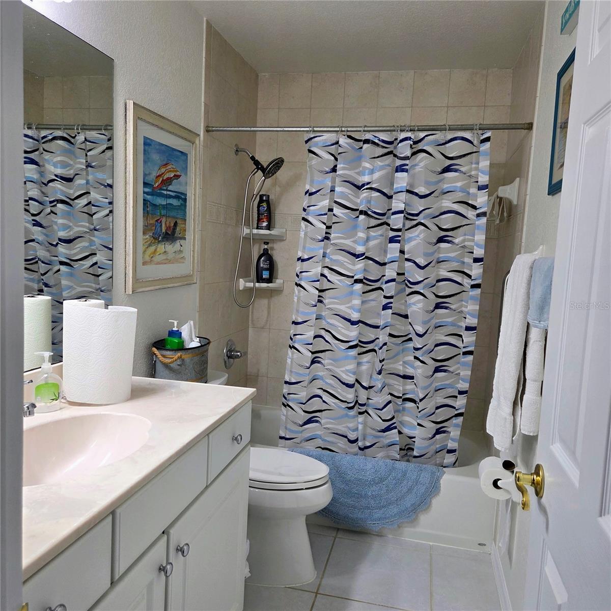 Image 22 of 40 For 16 Meadowlake Circle S