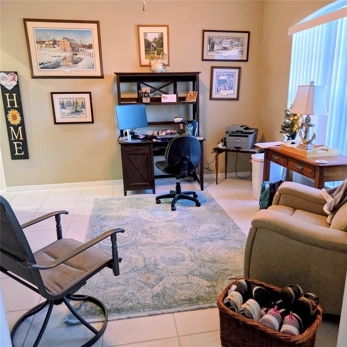 Image 7 of 40 For 16 Meadowlake Circle S