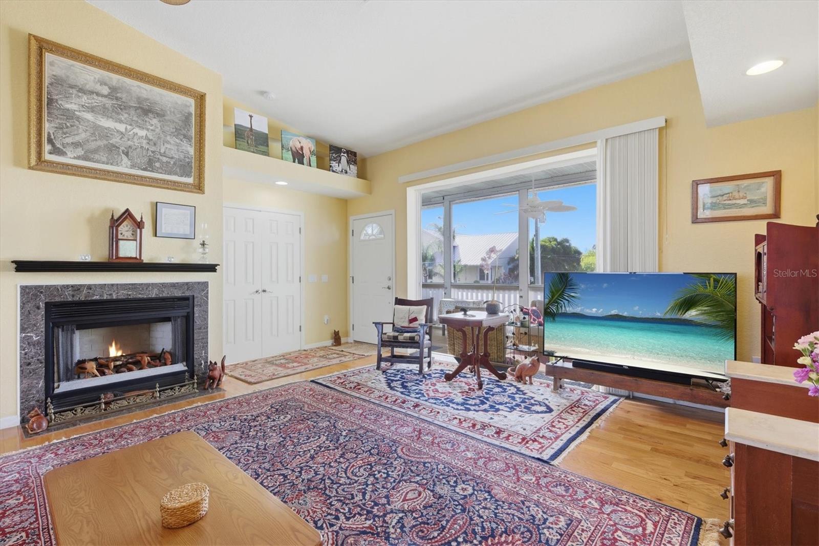 Image 19 of 80 For 13406 Sunfish Drive