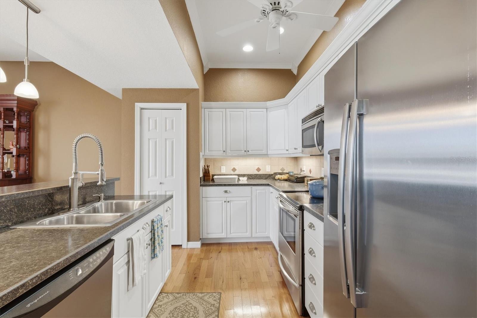 Image 21 of 80 For 13406 Sunfish Drive