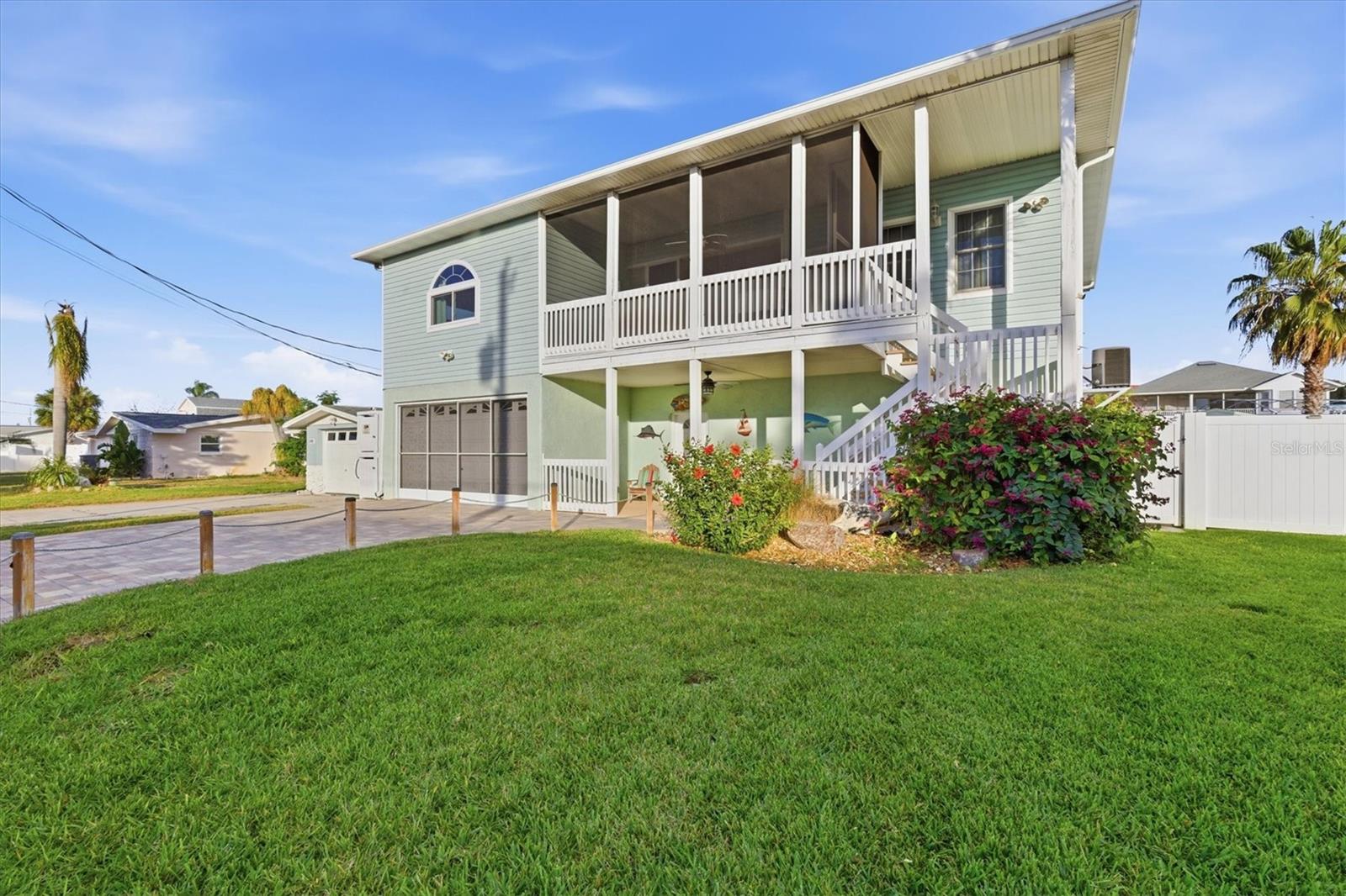 Image 9 of 80 For 13406 Sunfish Drive