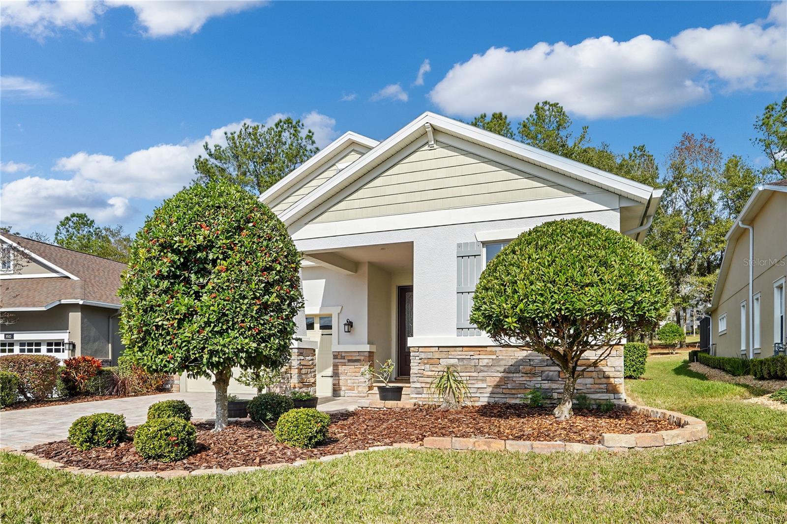 Image 4 of 46 For 19511 Lily Pond Court