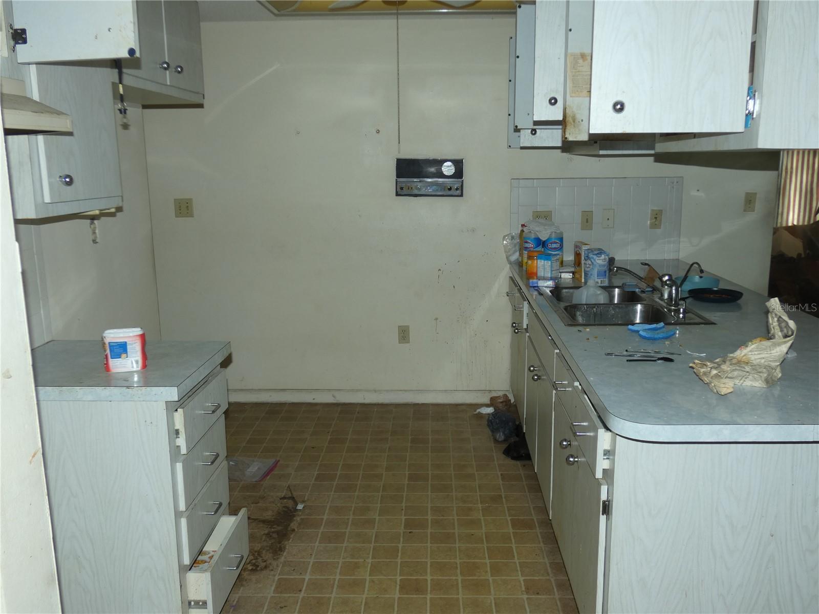 Image 15 of 23 For 7526 Pineapple Lane