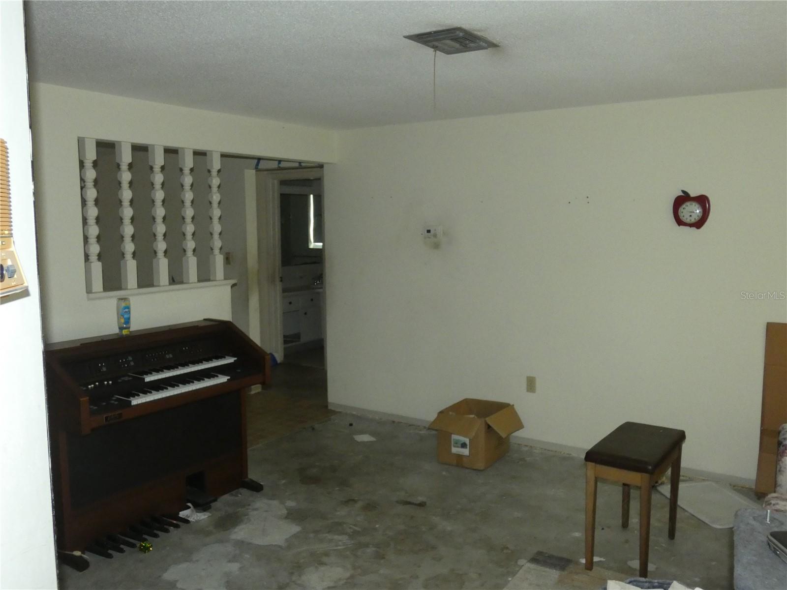 Image 16 of 23 For 7526 Pineapple Lane