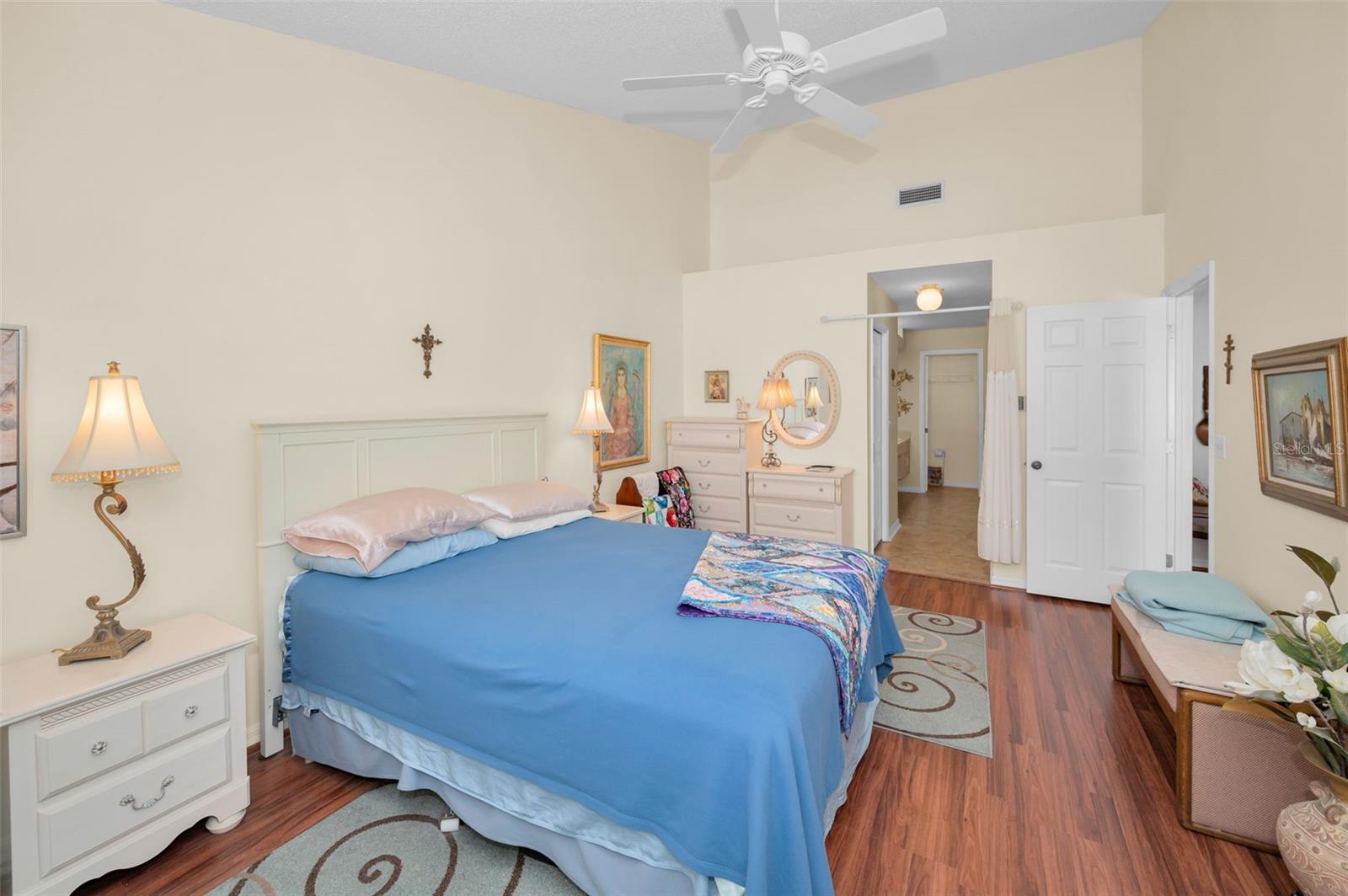 Image 28 of 64 For 3061 Overlook Place