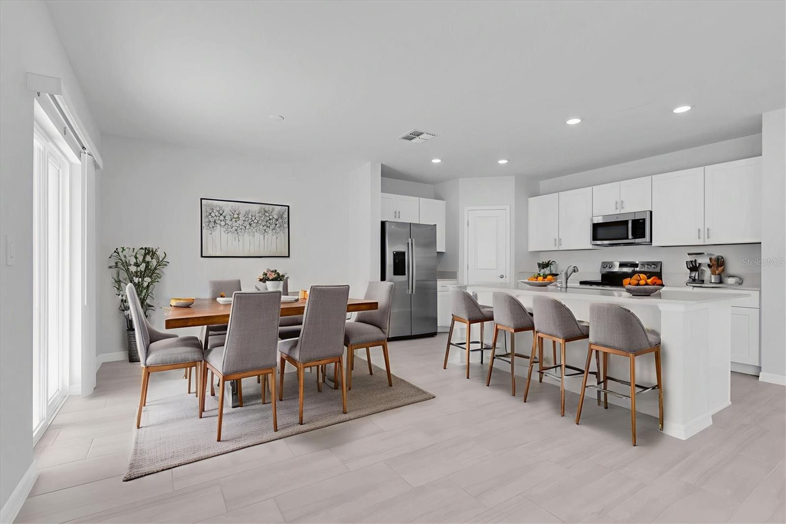 Image 6 of 41 For 17594 Pleasantview Boulevard