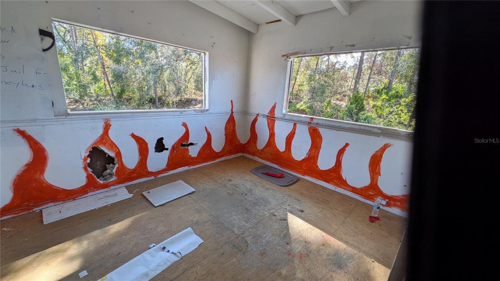 Image 10 of 18 For 16836 Us Highway 19