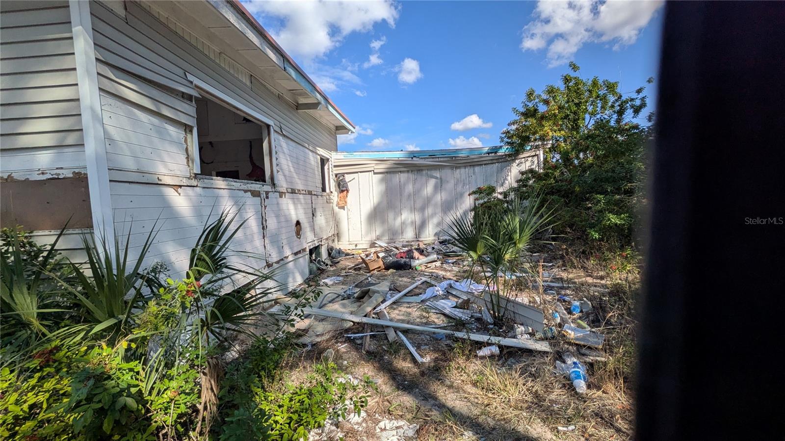 Image 13 of 18 For 16836 Us Highway 19