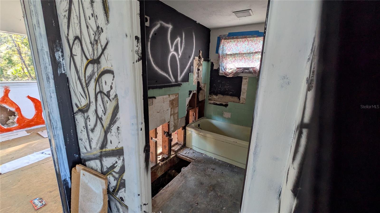 Image 9 of 18 For 16836 Us Highway 19