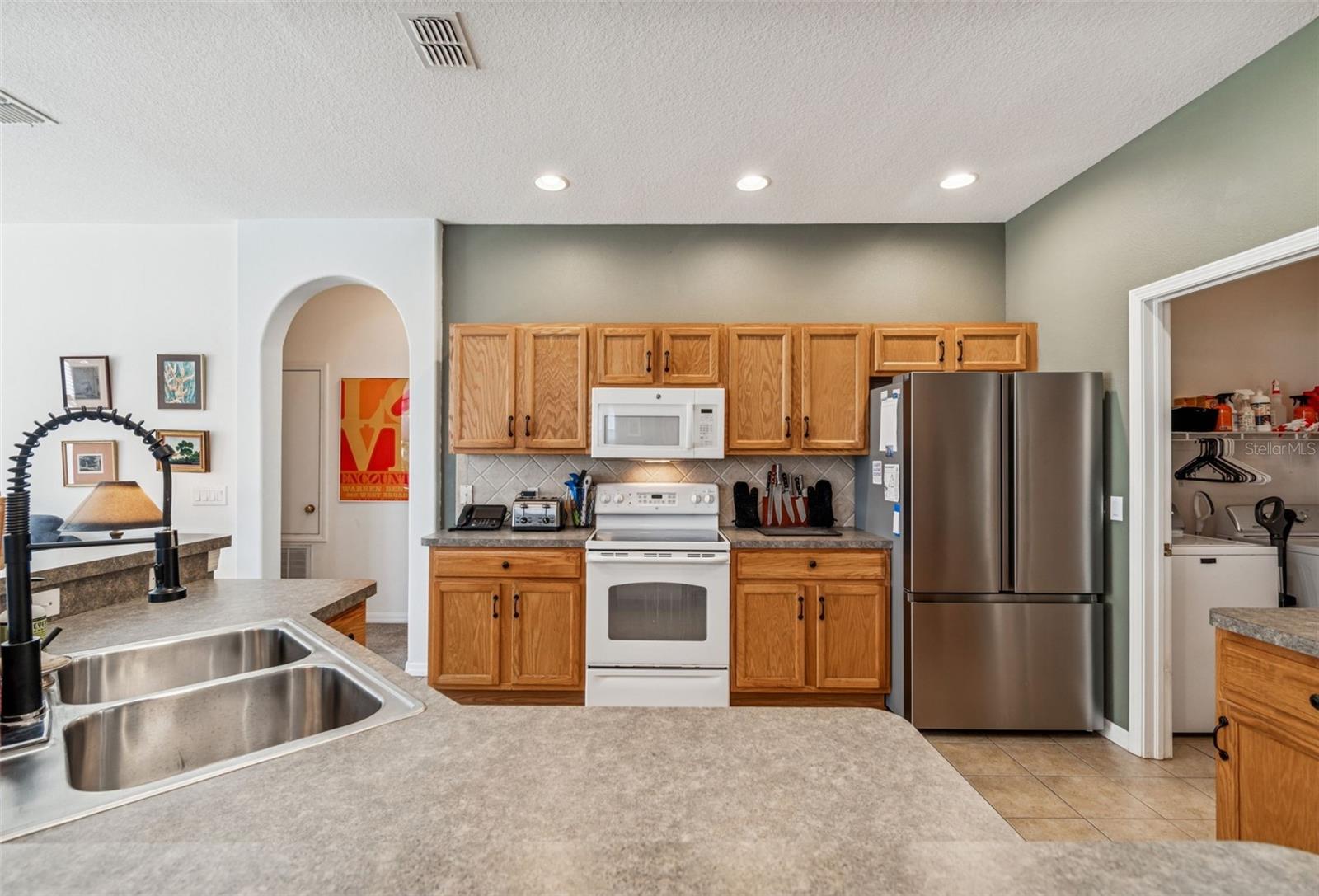 Image 12 of 59 For 18902 Grand Club Drive