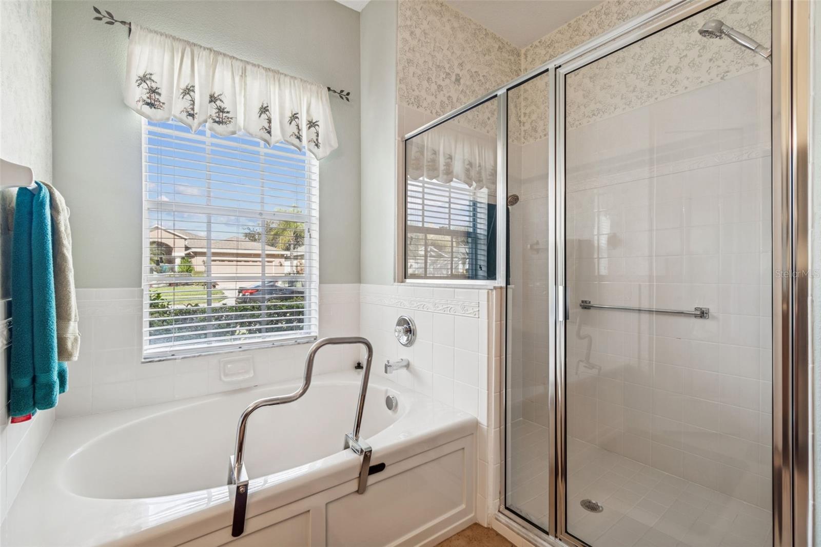 Image 28 of 59 For 18902 Grand Club Drive