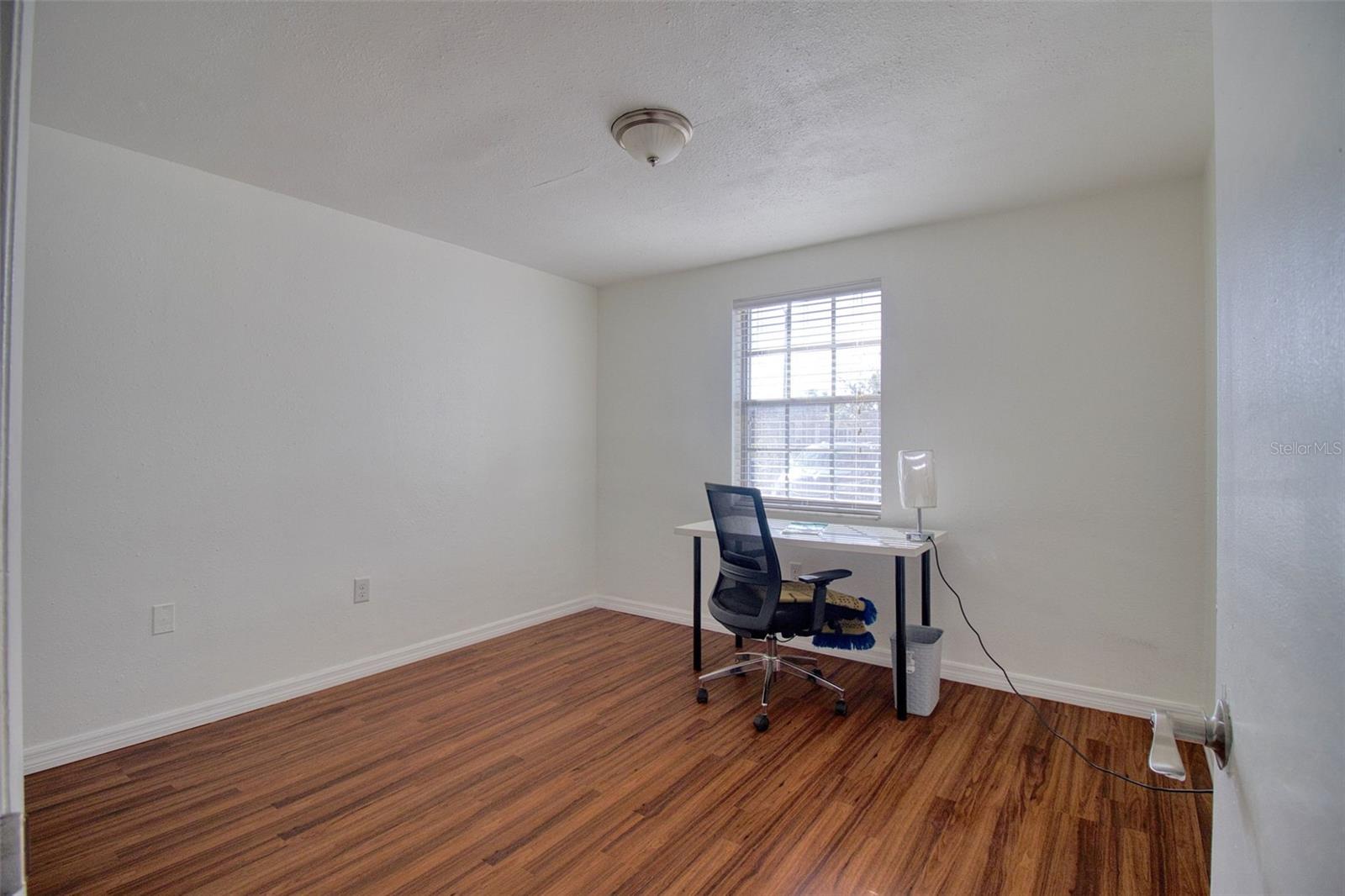 Image 9 of 15 For 4242 Redcliff Place C