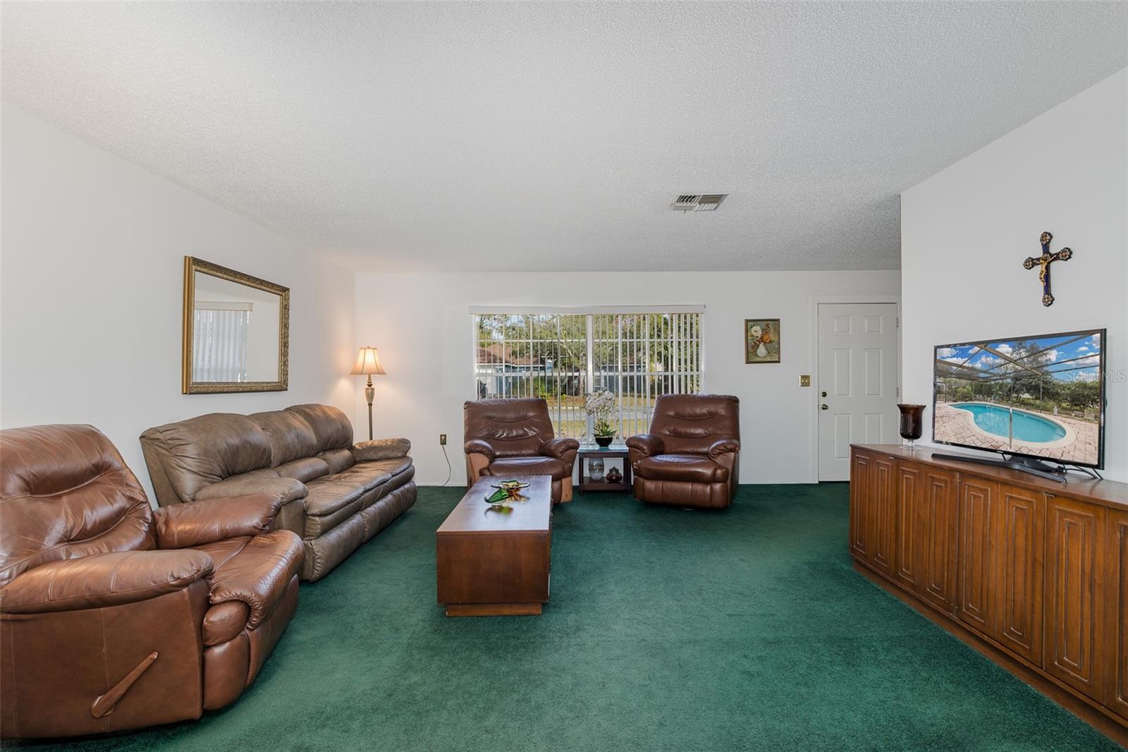 Image 12 of 50 For 11196 Redgate Street