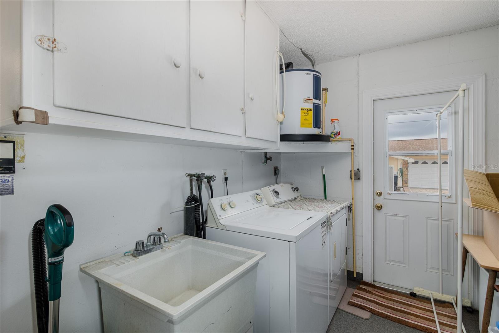 Image 23 of 50 For 11196 Redgate Street