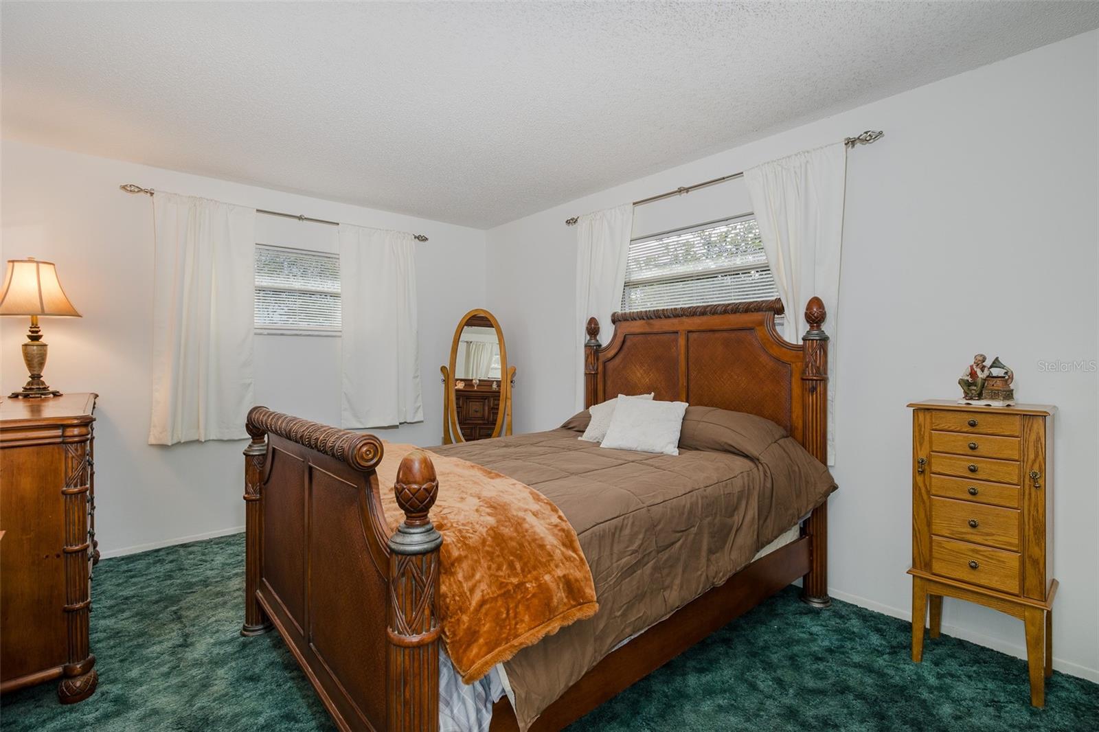 Image 24 of 50 For 11196 Redgate Street