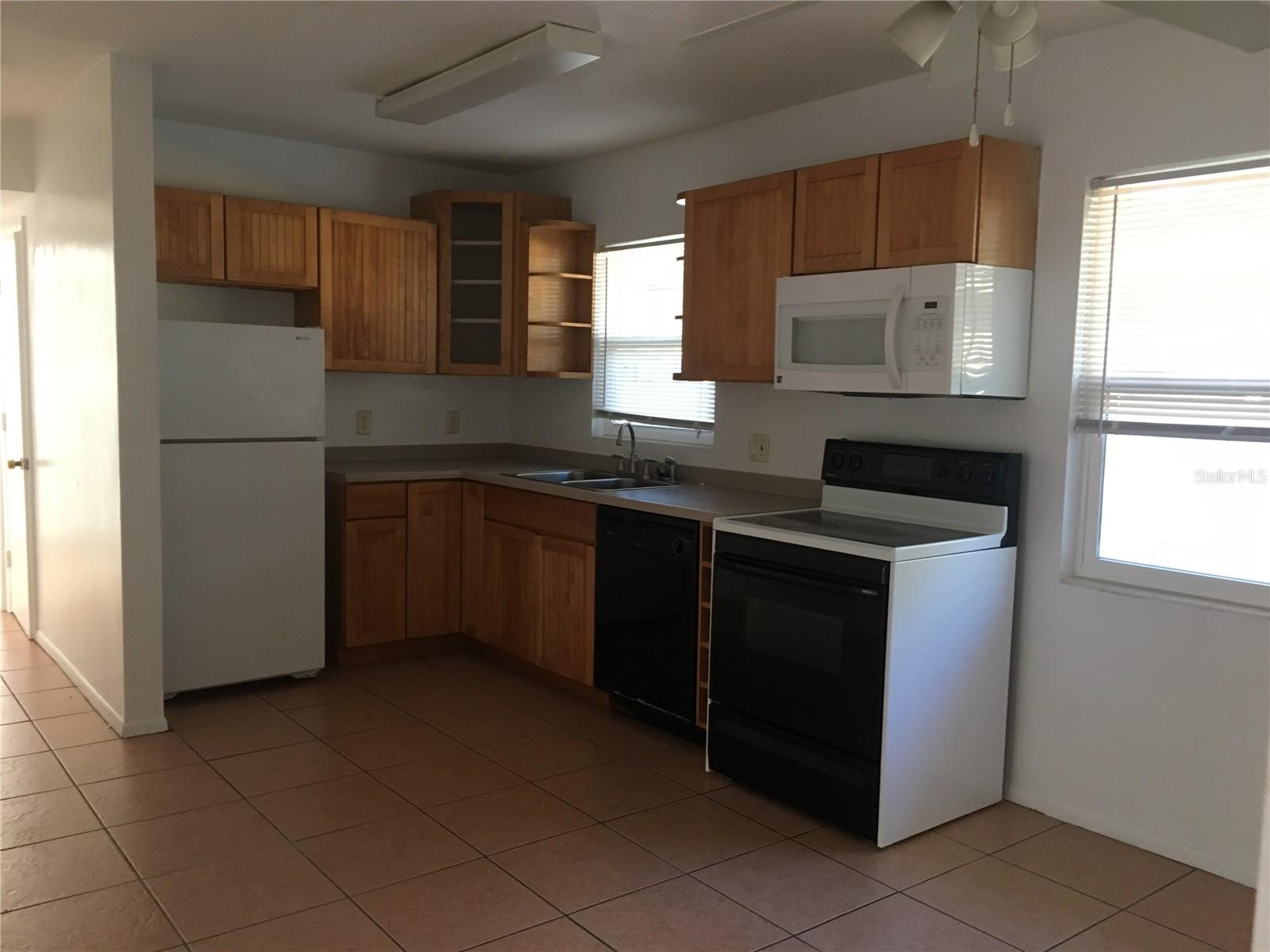 Image 4 of 8 For 815 Margo Street