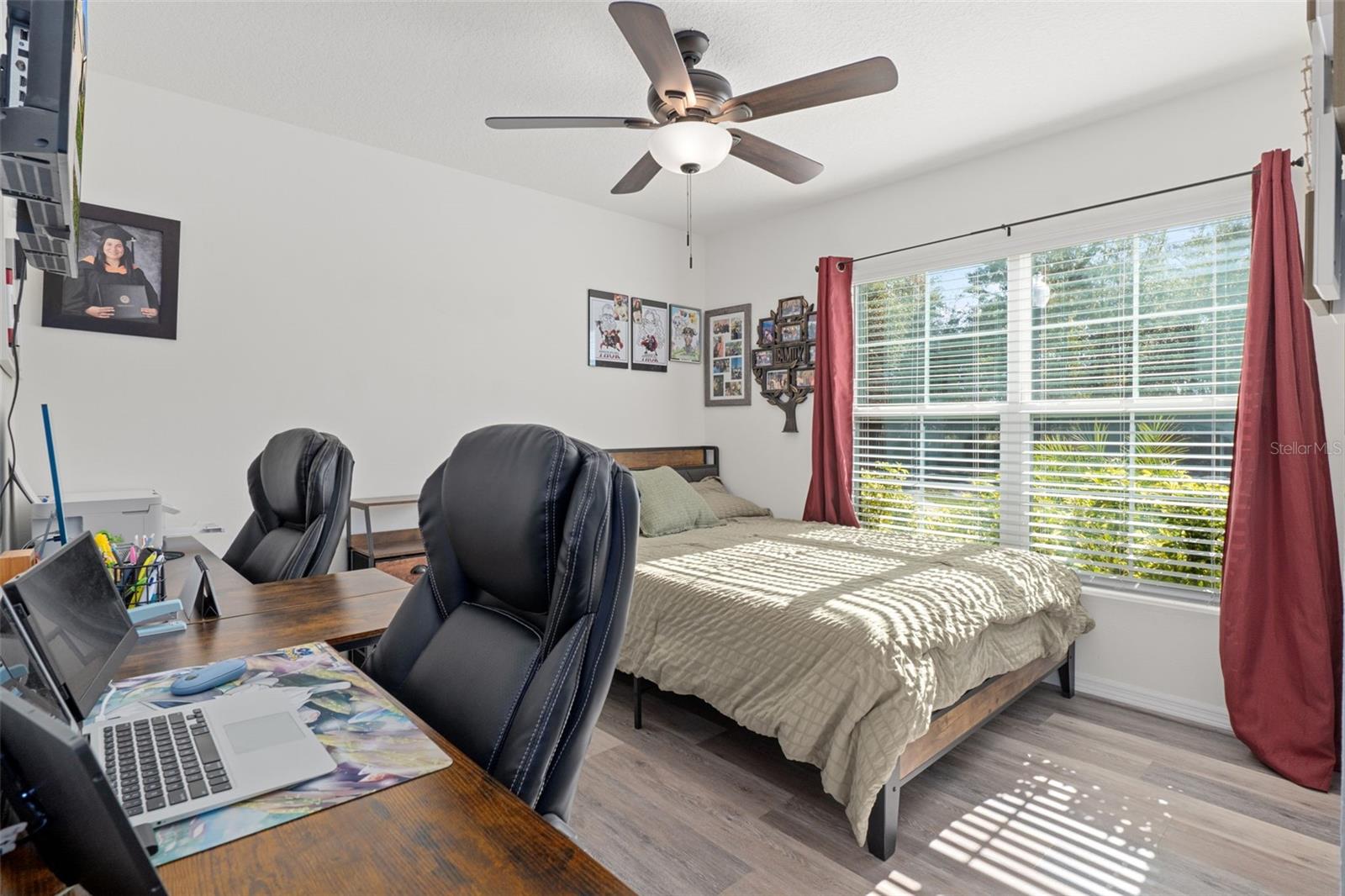 Listing photo id 21 for 5283 Byronic Court