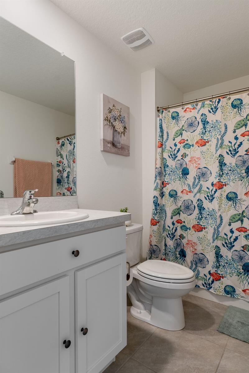 Listing photo id 27 for 5283 Byronic Court