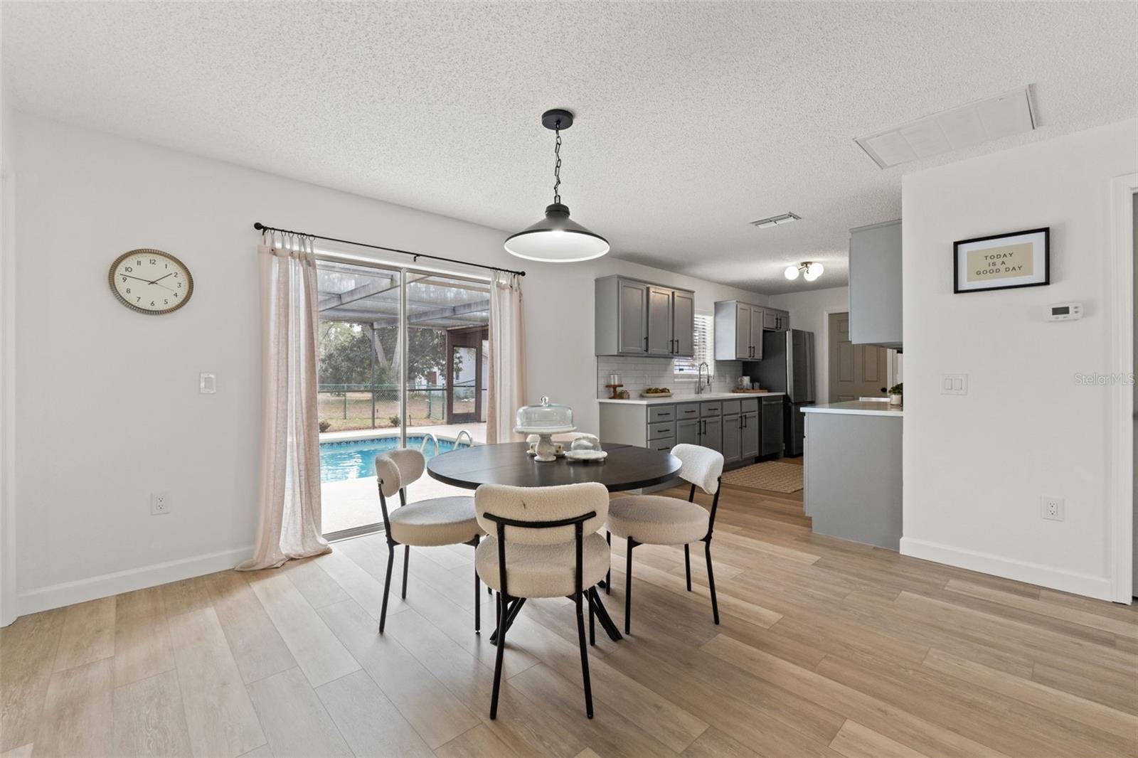 Image 17 of 44 For 6450 Crowley Court