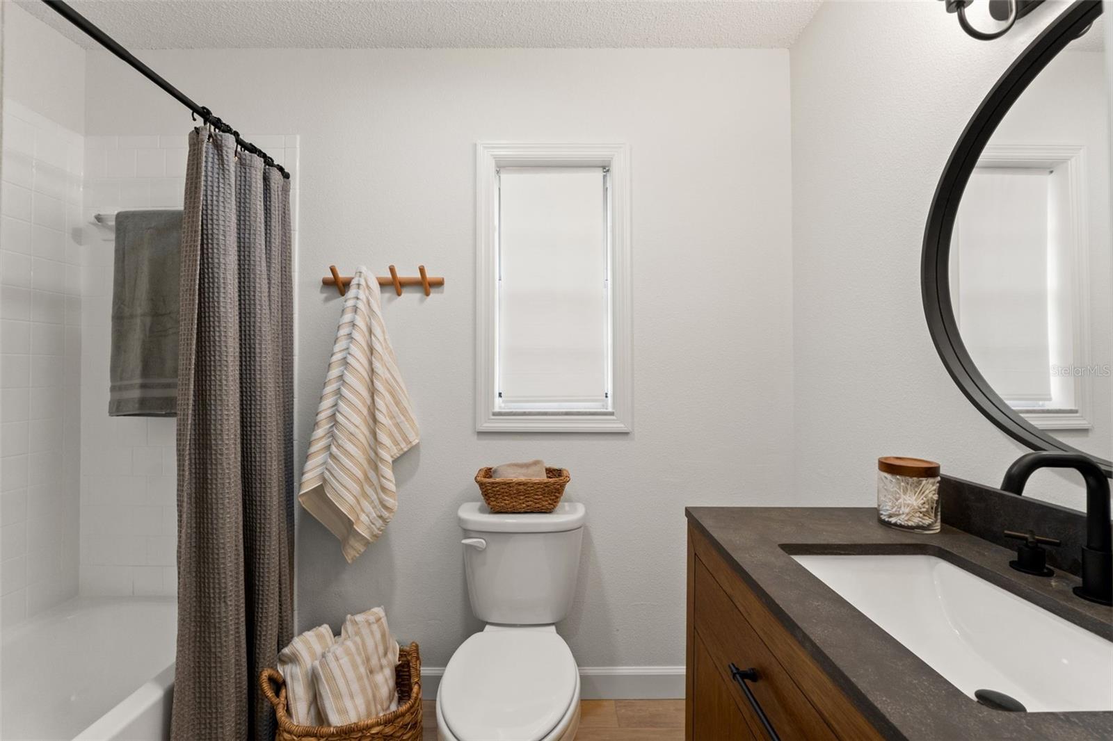 Image 24 of 44 For 6450 Crowley Court