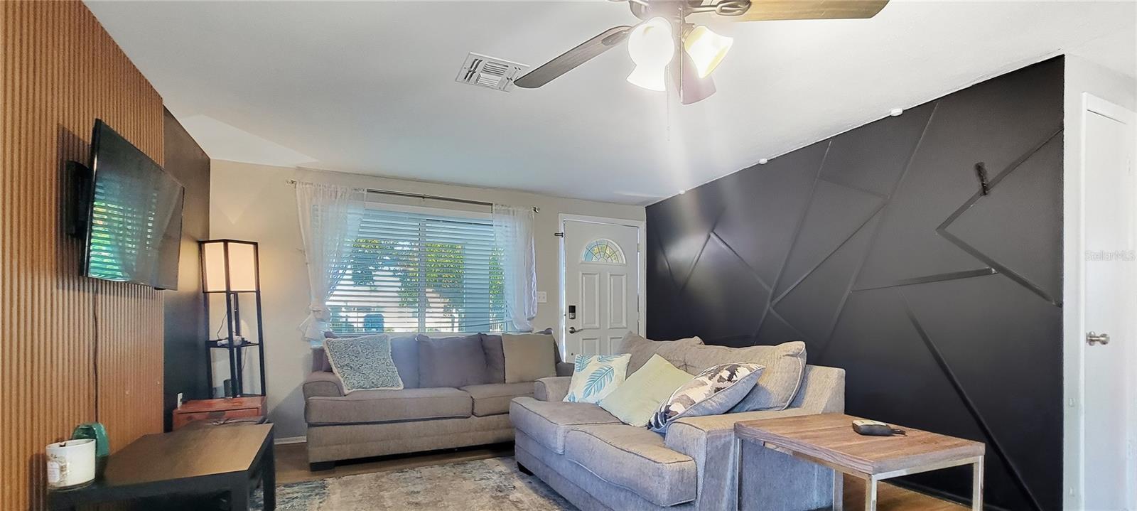 Image 12 of 12 For 3814 Holiday Lake Drive