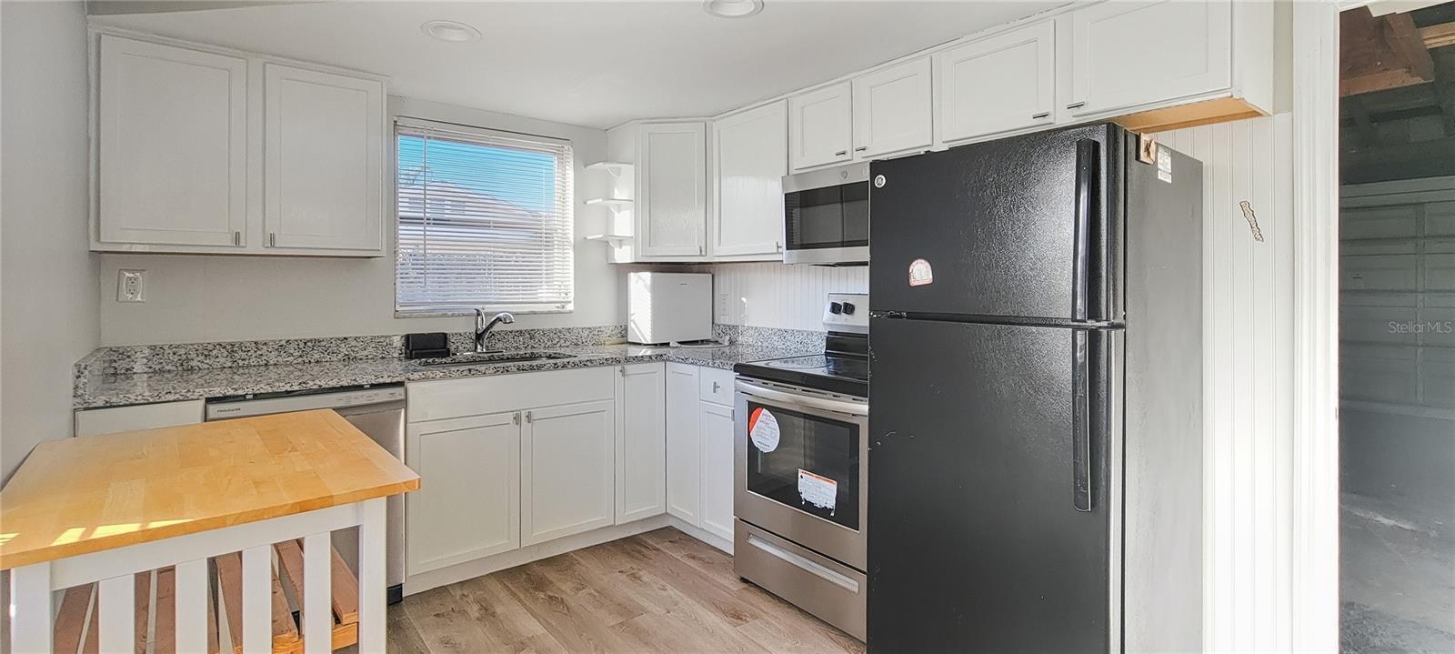 Image 4 of 12 For 3814 Holiday Lake Drive