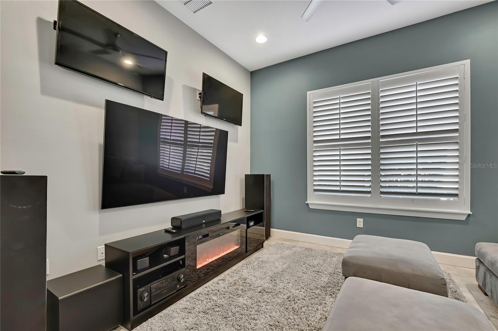 Image 27 of 92 For 11470 Bitola Drive