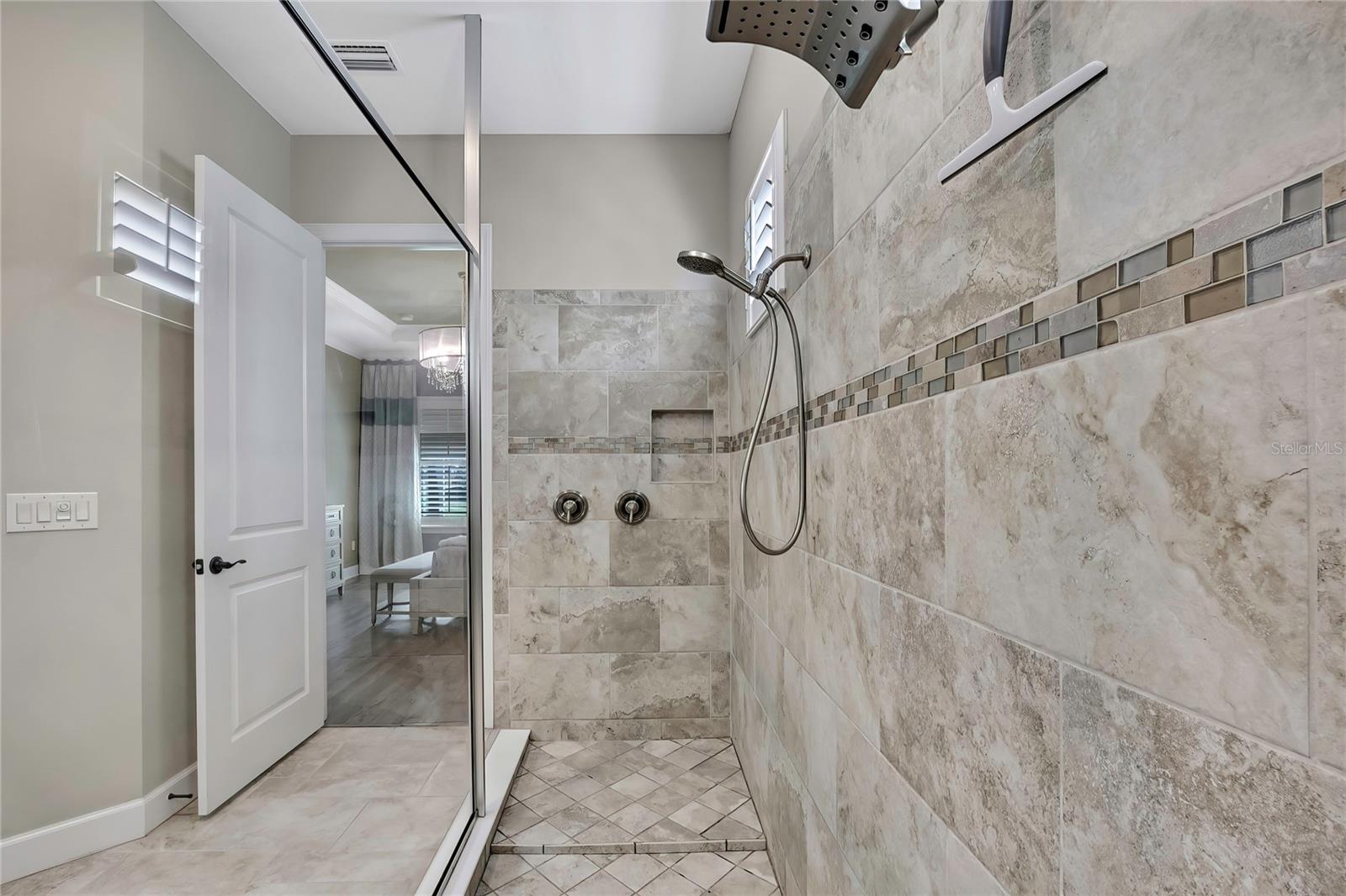 Image 43 of 92 For 11470 Bitola Drive