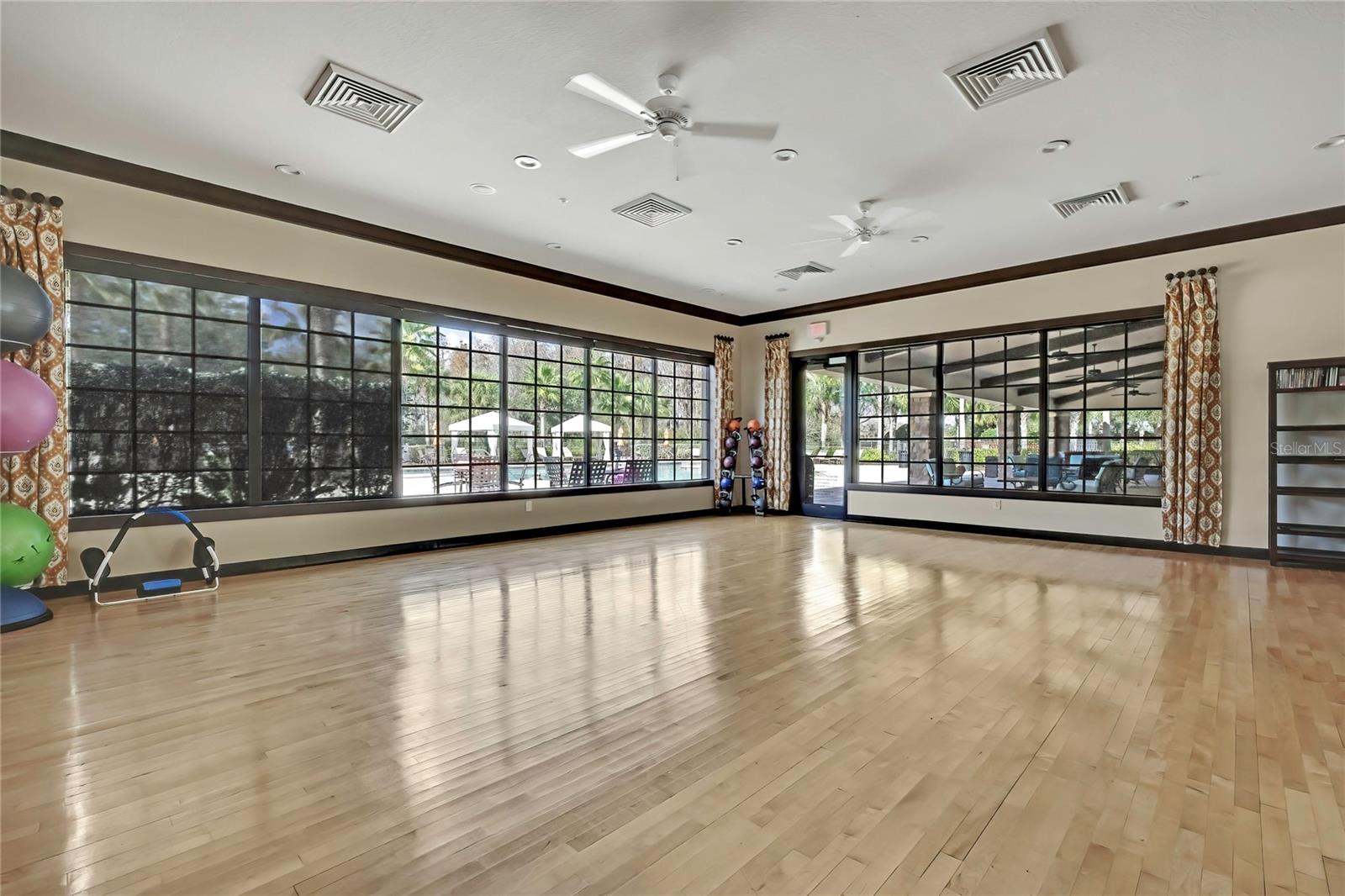 Image 71 of 92 For 11470 Bitola Drive