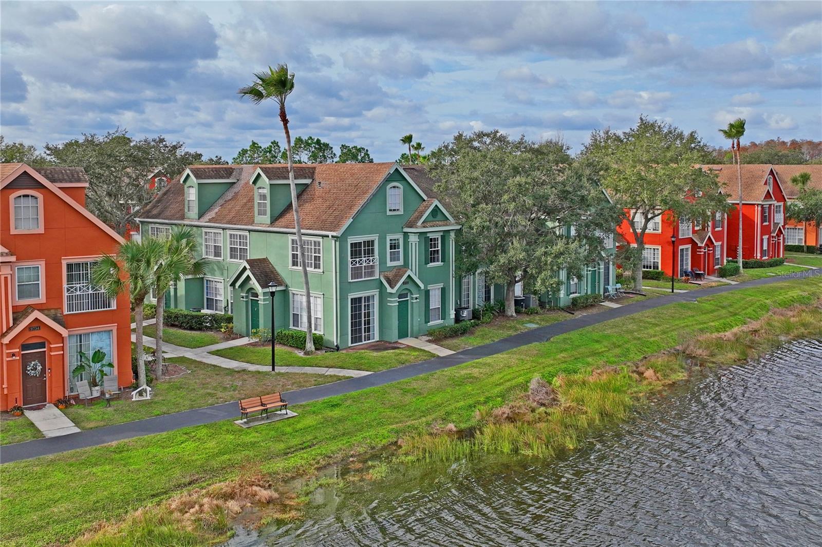 Image 31 of 46 For 9730 Lake Chase Island Way 9730