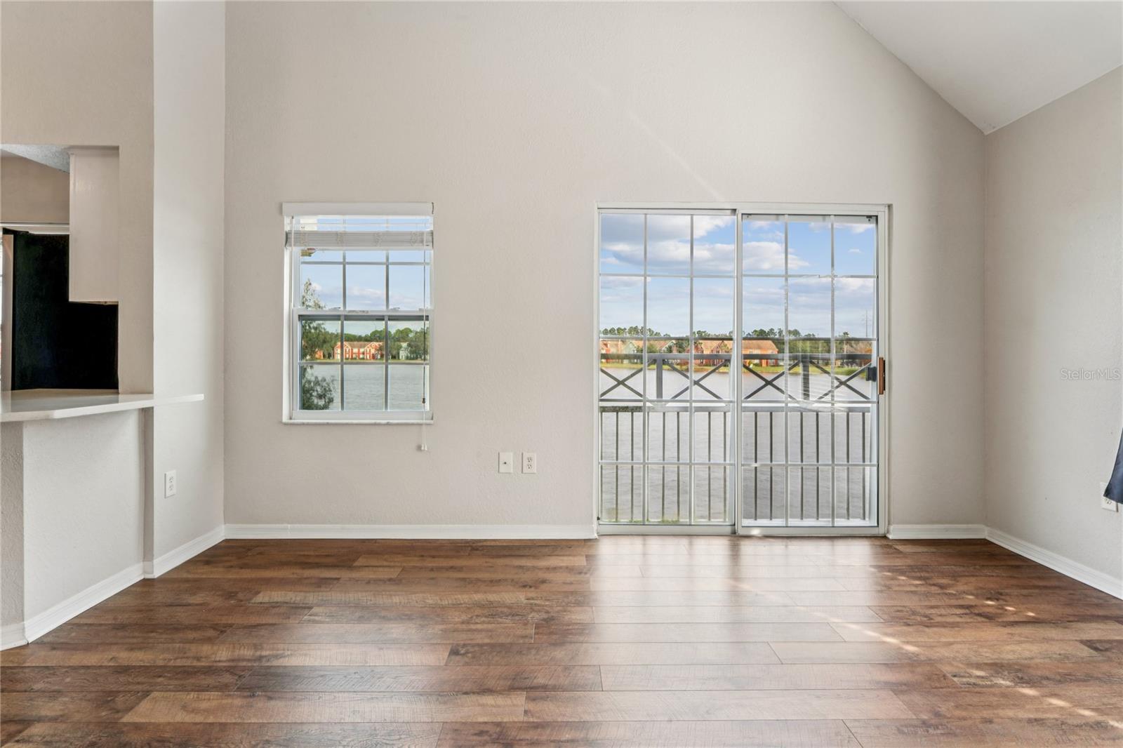 Image 8 of 46 For 9730 Lake Chase Island Way 9730