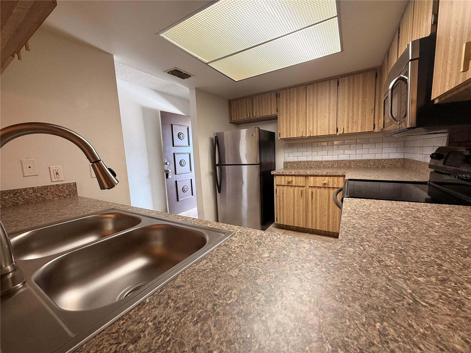 Image 9 of 46 For 12155 Environmental Drive 6